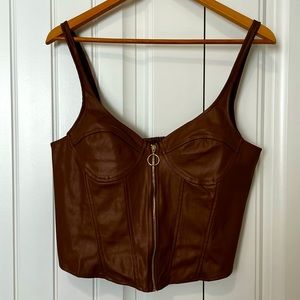 GUESS Los Angeles Sleeveless Crop Top Full Zip Front Closure